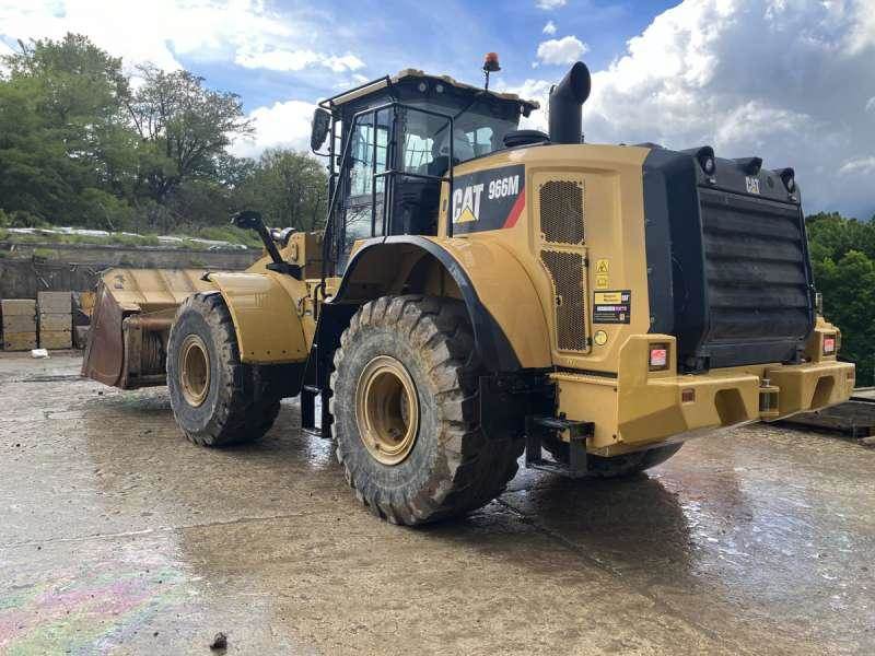 CAT 966M