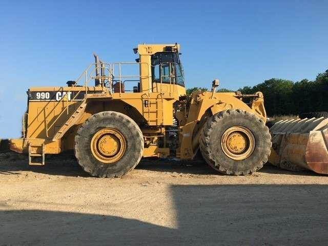 CAT 990