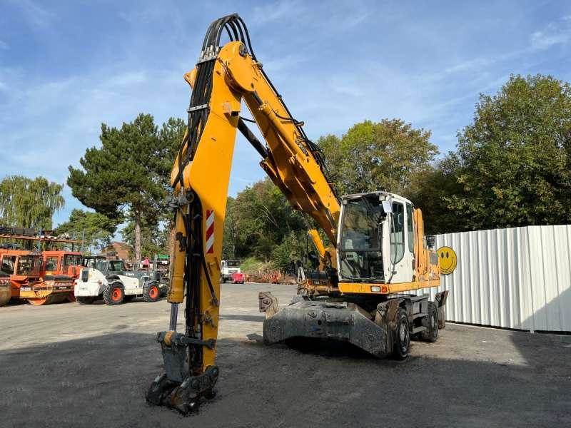 Liebherr A904C Litronic