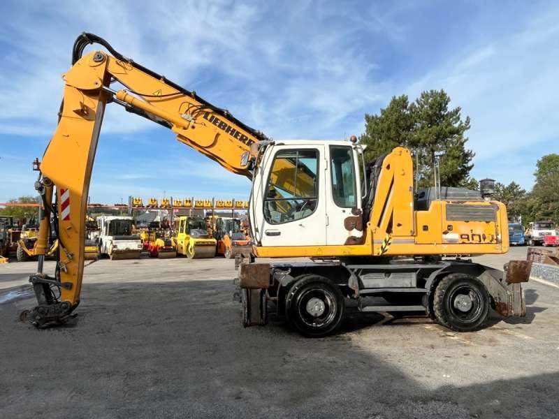 Liebherr A904C Litronic