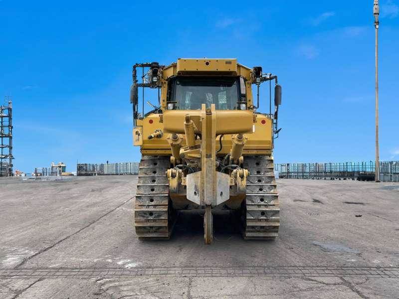 CAT D8T