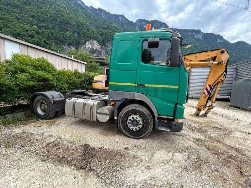 Volvo FH12-420 4X2 MACHINE SUISSE