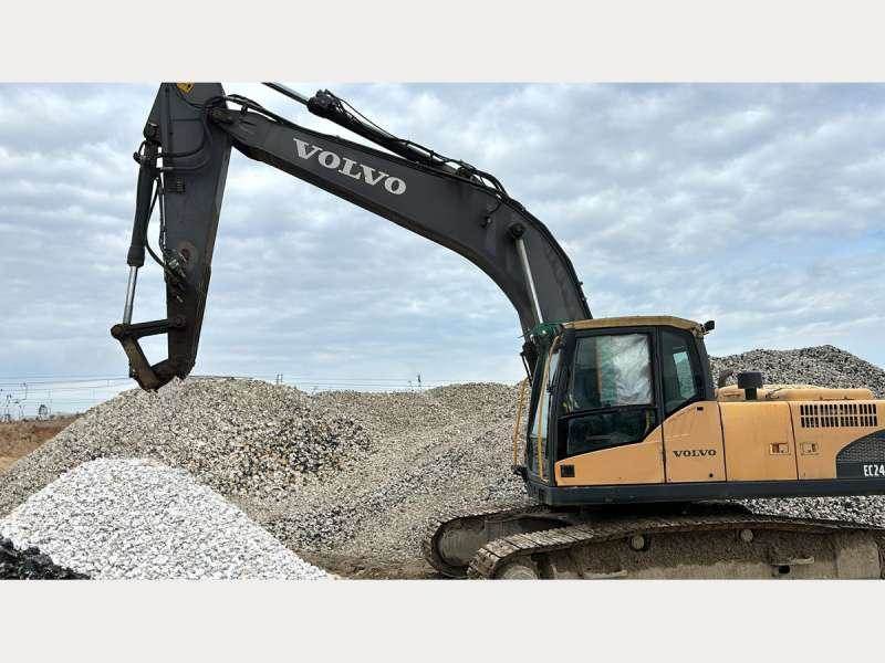 Volvo EC240CNL